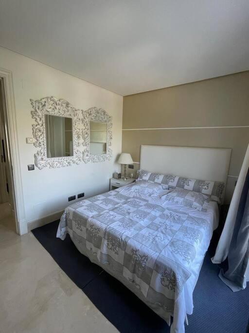 Luxurious And Light 3 Bedroom Penthouse Lägenhet Estepona