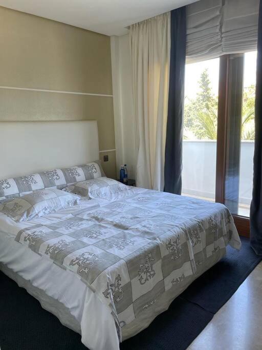 Luxurious And Light 3 Bedroom Penthouse Apartamento *