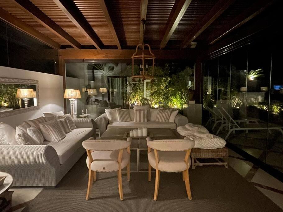Apartamento Luxurious And Light 3 Bedroom Penthouse Estepona